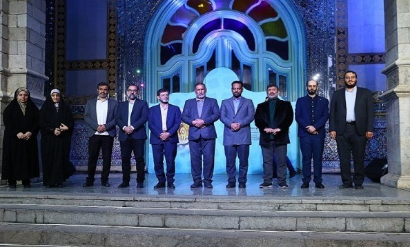 «چهرههای موسیقی و شعر انقلاب» معرفی و تقدیر شدند «چهرههای موسیقی و شعر انقلاب» معرفی و تقدیر شدند