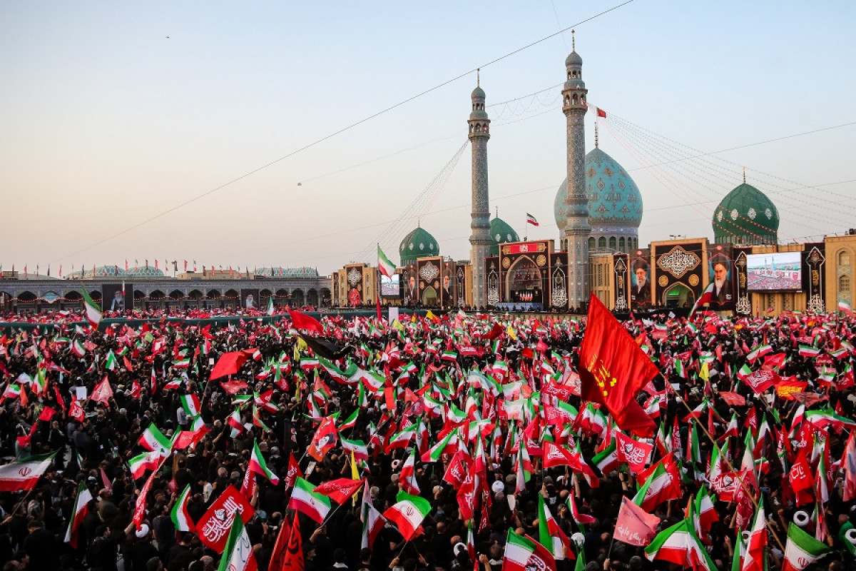 مراسم باشکوه تشییع پیکر رهبر شهید انقلاب اسلامی برگزار شد