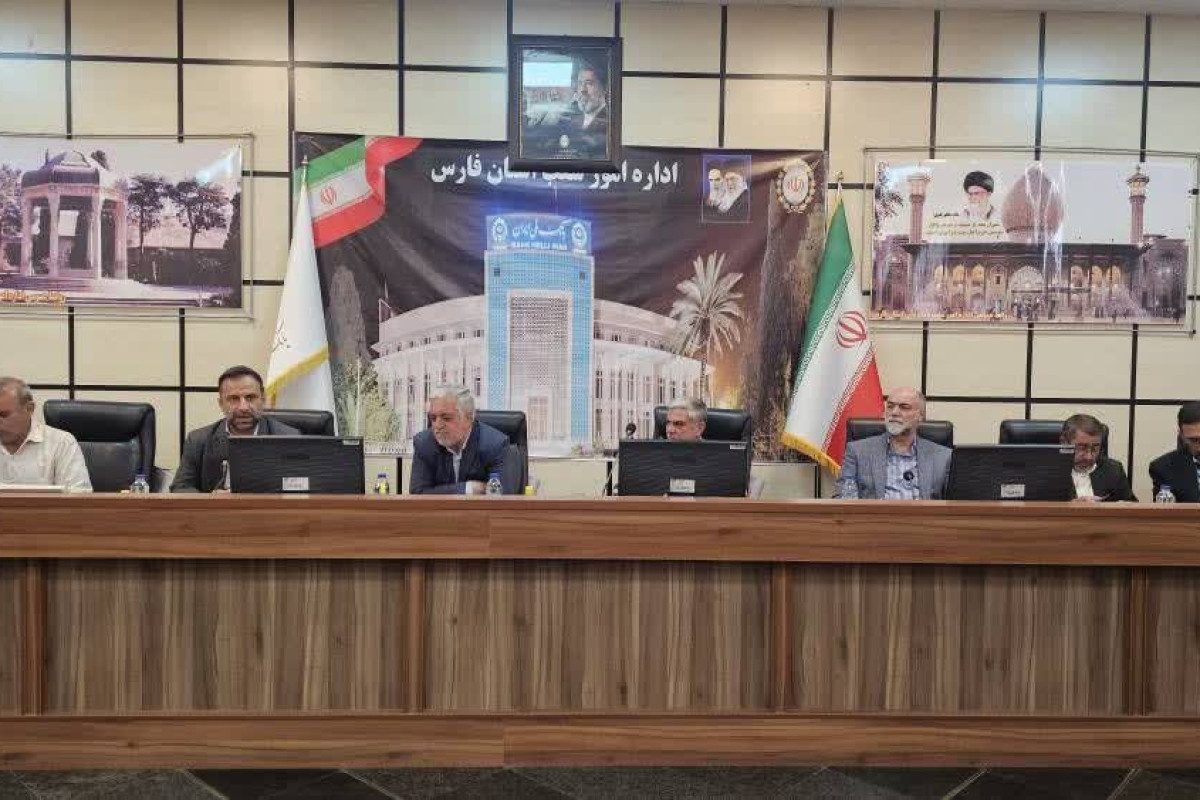 گردهمایی انجمن‌های اسلامی ادارات و کارخانجات استان فارس به مناسبت هفته وحدت اسلامی