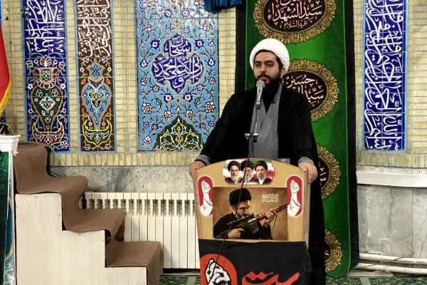 حجت‌الاسلام شهابی، در جمع عزاداران شهر راین، با اشاره به ابعاد الهیات و اصول خون‌خواهی شهیدان، به تبیین یک «لیست چهارگانه» برای قصاص و خونخواهی رهبر شهیدمان پرداخت.