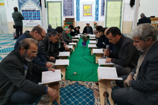 برگزاری ۱۵۰ محفل جزء خوانی قرآن کریم با محوریت «زندگی با آیه ها» در آباده
