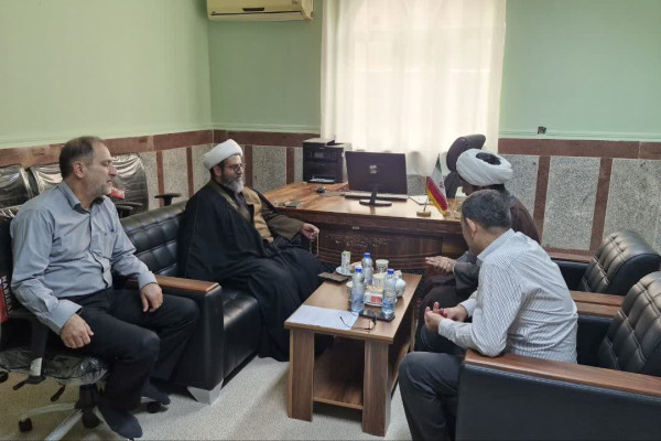 نشست صمیمی مدیر کل تبلیغات خوزستان با کارکنان اداره تبلیغات مسجدسلیمان