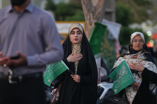 امروز همه آمدند...