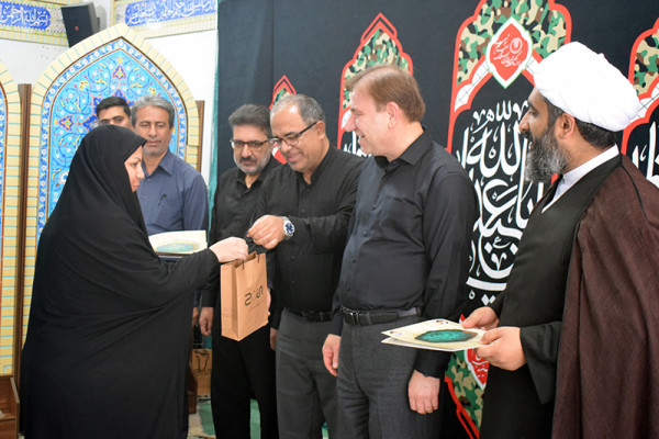 استاندار بوشهر از اداره کل تبلیغات اسلامی بازدید کرد
