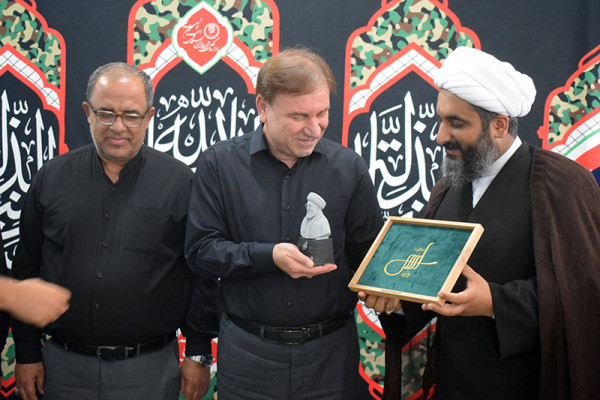 استاندار بوشهر از اداره کل تبلیغات اسلامی بازدید کرد