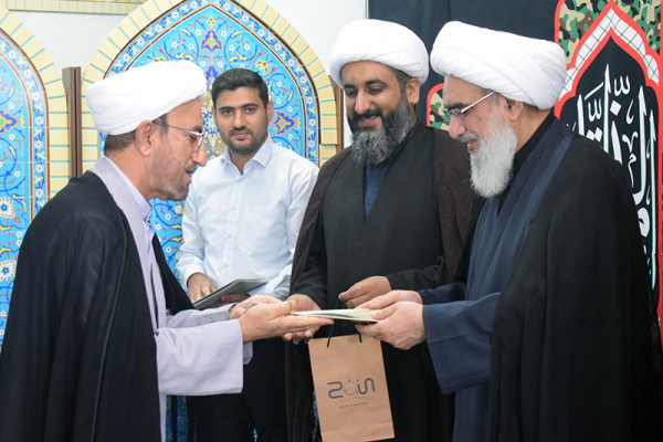 امام جمعه بوشهر از اداره کل تبلیغات اسلامی بازدید کرد
