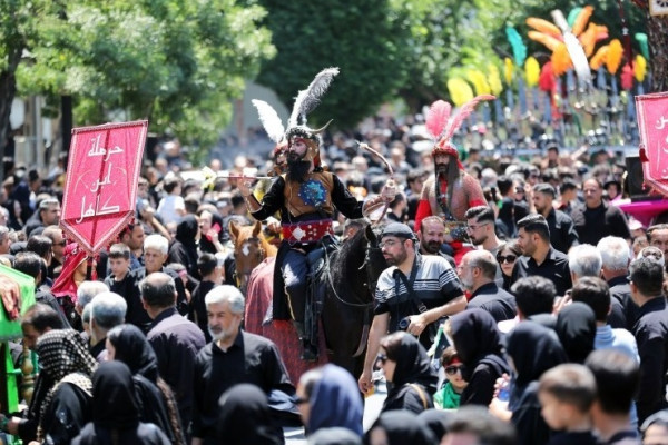 مراسم عزاداری سومین روز شهادت امام حسین (ع) در همدان