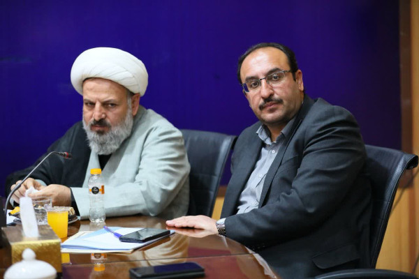 استاندار در جمع کارکنان خدوم نهضت اسلامی همدان