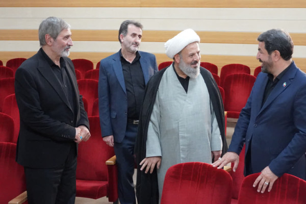 استاندار در جمع کارکنان خدوم نهضت اسلامی همدان