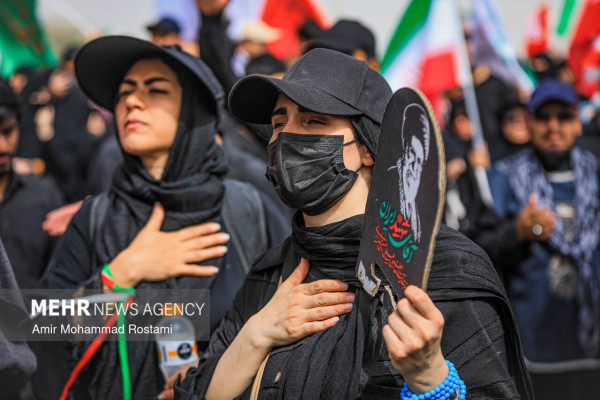 قم یکپارچه در سوگ