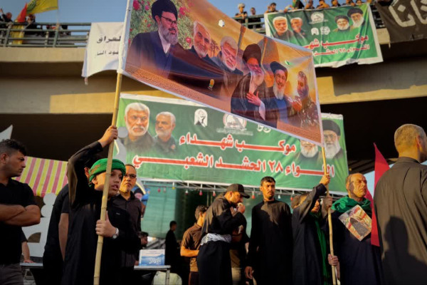 تشییع قائد امت(ره) در نجف