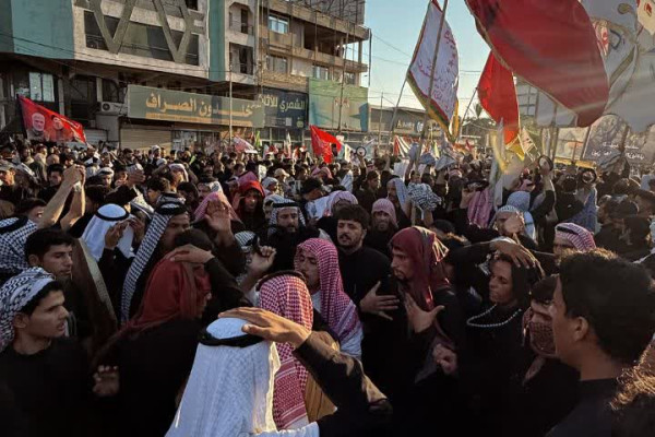تشییع قائد امت(ره) در نجف