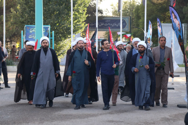 عزاداری هیئات کرمان در سومین روز تدفین رهبر فقید و شهید انقلاب