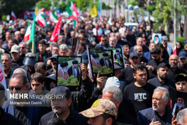 مراسم جاماندگان تشییع آقای شهید ایران با حضور مردم ولایی و انقلابی اردبیل