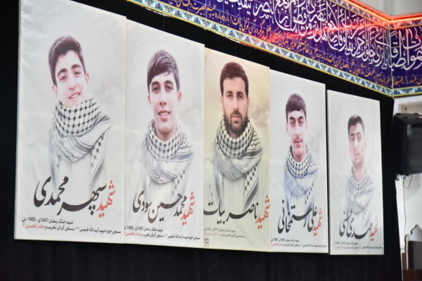 29 سال تداوم چهل صبح زیارت عاشورا در هیئت فاطمیون زنجان