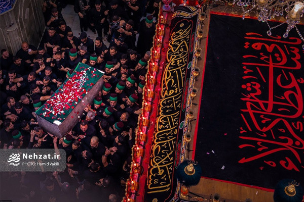 مراسم تشییع پیکر رهبر انقلاب در کربلا و نجف