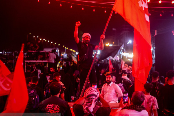 خونخواهی رهبر شهید انقلاب در طریق‌الحسین(ع)