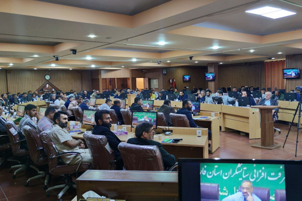دوره توانمند سازی و معرفت افزایی ستایشگران استان فارس