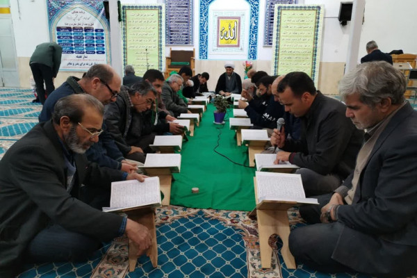 برگزاری ۱۵۰ محفل جزء خوانی قرآن کریم با محوریت «زندگی با آیه ها» در آباده