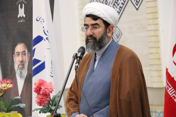 «تکیه بر علم» و «ایستادگی در برابر طاغوت» دو روی یک سکه‌ی عقلانیت و جهادند