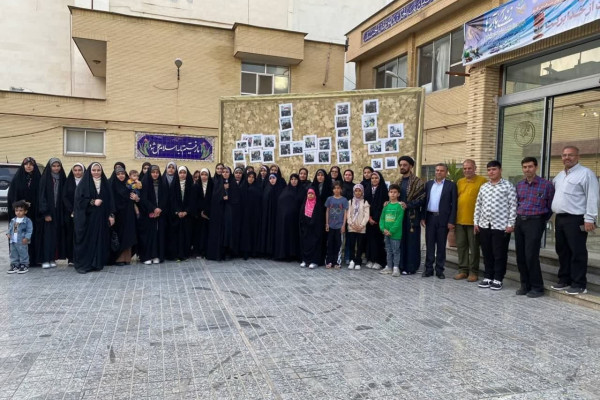 فارس| تجلیل از برگزارکنندگان روضه‌های خانگی ماه مبارک رمضان در شیراز