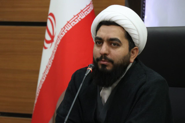 مردمِ کرمان نیز با سنگ تمام گذاشتن در میدانِ خیابان، فاتحِ میدانِ استقامت شدند.